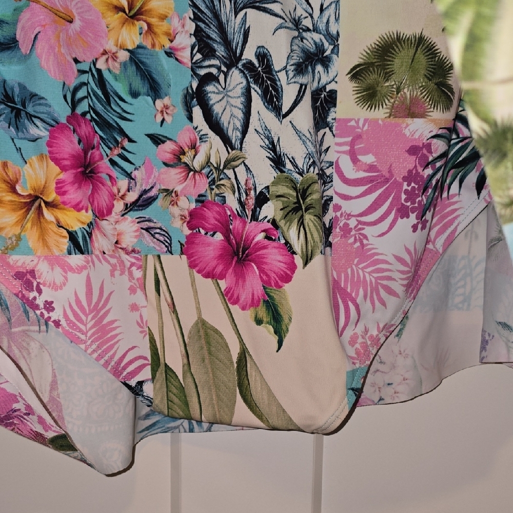 Torrid Floral V-Neck Bikini Set - Picture 12 of 12